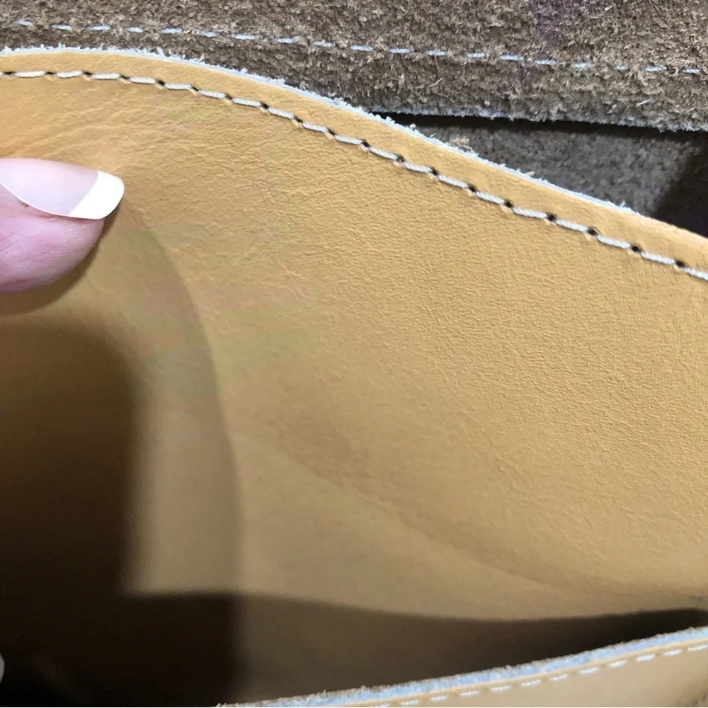 GENUINE LEATHER BY BARGANZA CROSSBODY - Picture 10 of 11